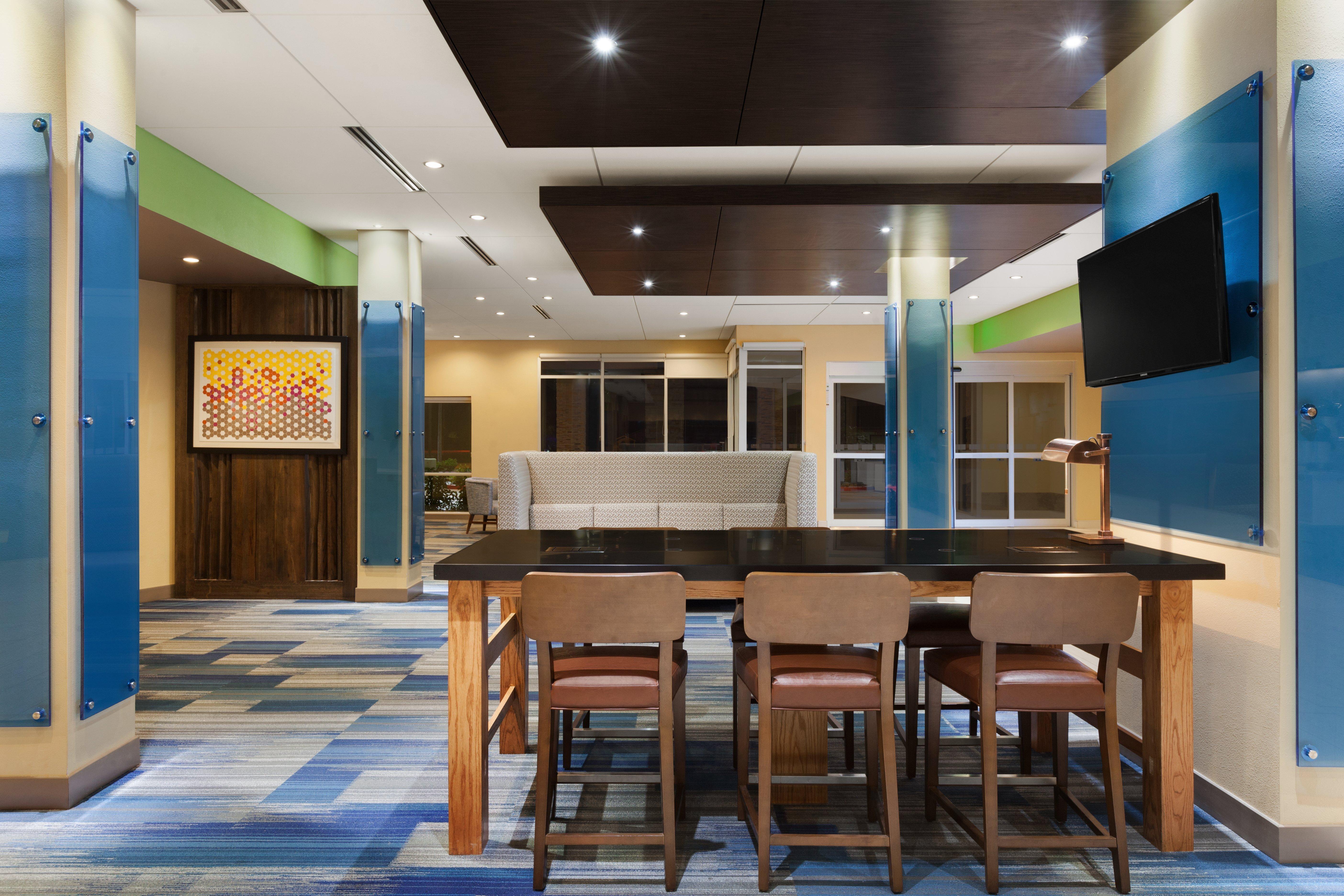Holiday Inn Express & Suites Edinburg- Mcallen Area By Ihg Buitenkant foto